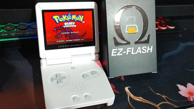R329 – GBA SP tela IPS + EZ-Flash